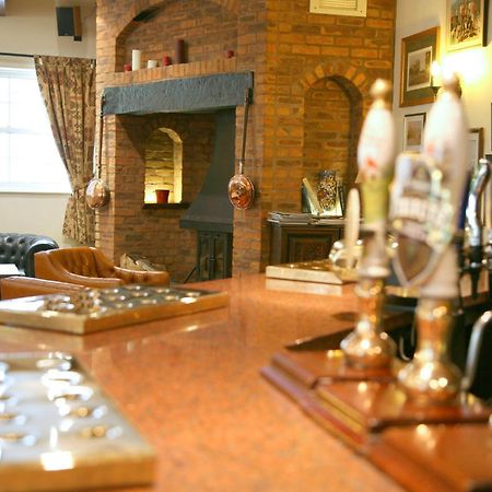 Chulmleigh Fox & Hounds Country Hotel מראה חיצוני תמונה