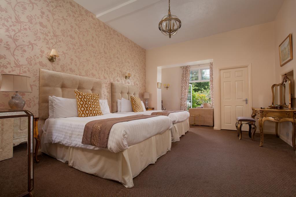 Chulmleigh Fox & Hounds Country Hotel מראה חיצוני תמונה