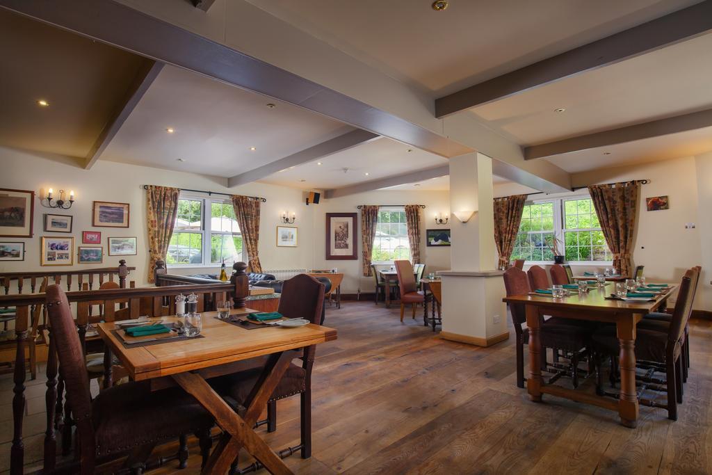Chulmleigh Fox & Hounds Country Hotel מראה חיצוני תמונה